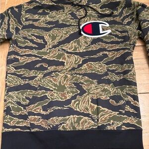 Supreme Camouflage Hoodie with Logo Patch